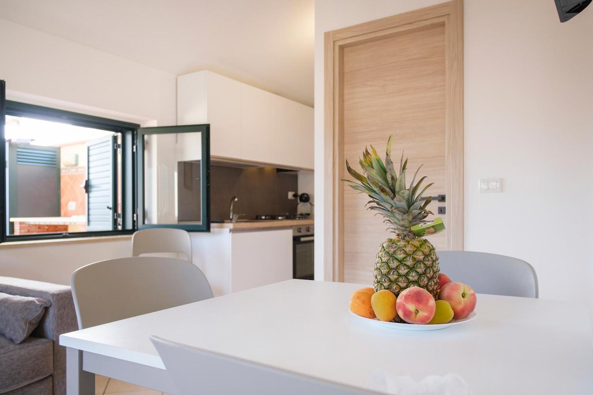 Magico Apartments - 450M Dalla Spiaggia 카포오를란도 외부 사진