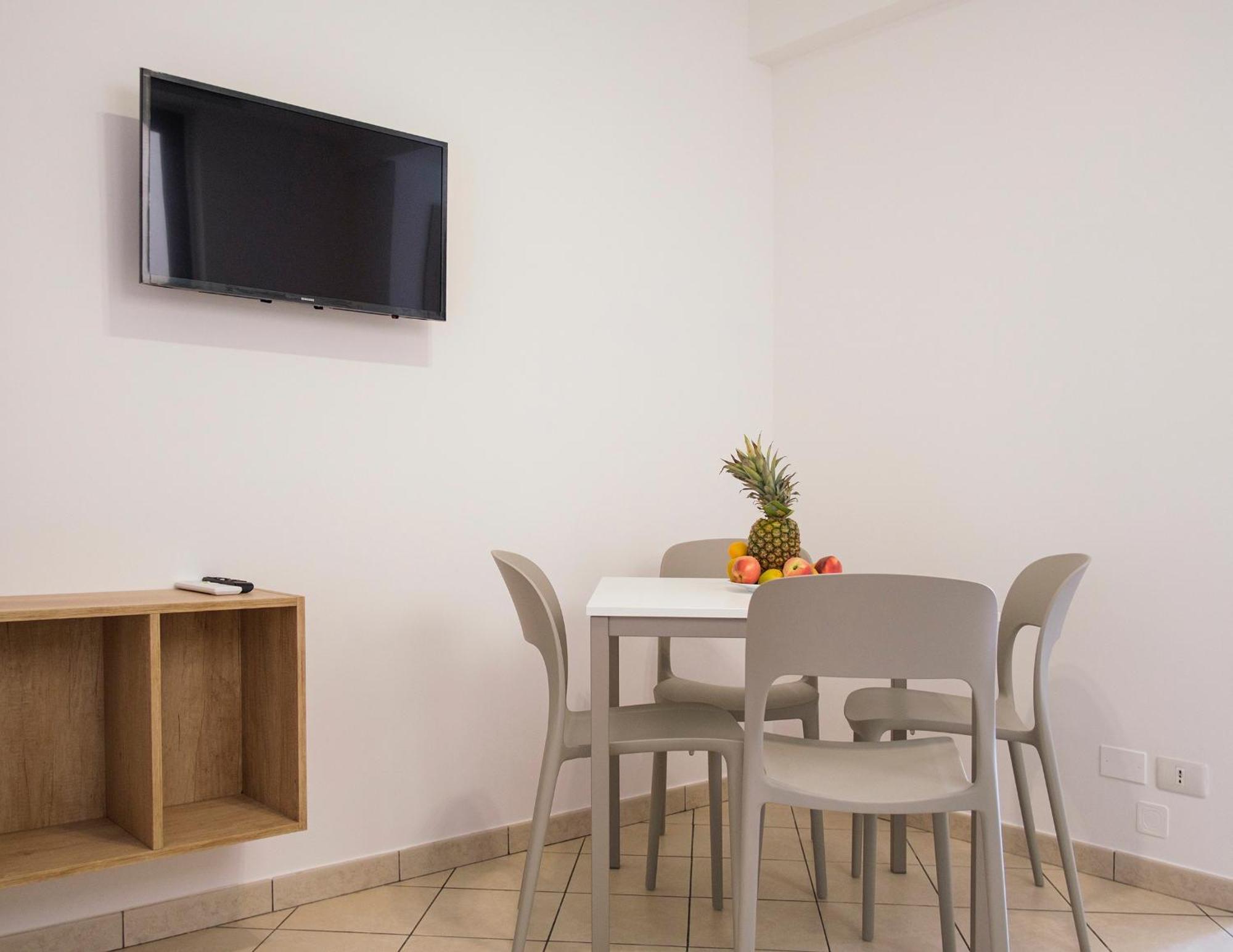 Magico Apartments - 450M Dalla Spiaggia 카포오를란도 외부 사진