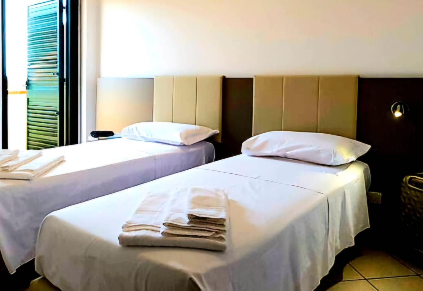 Magico Apartments - 450M Dalla Spiaggia 카포오를란도 외부 사진