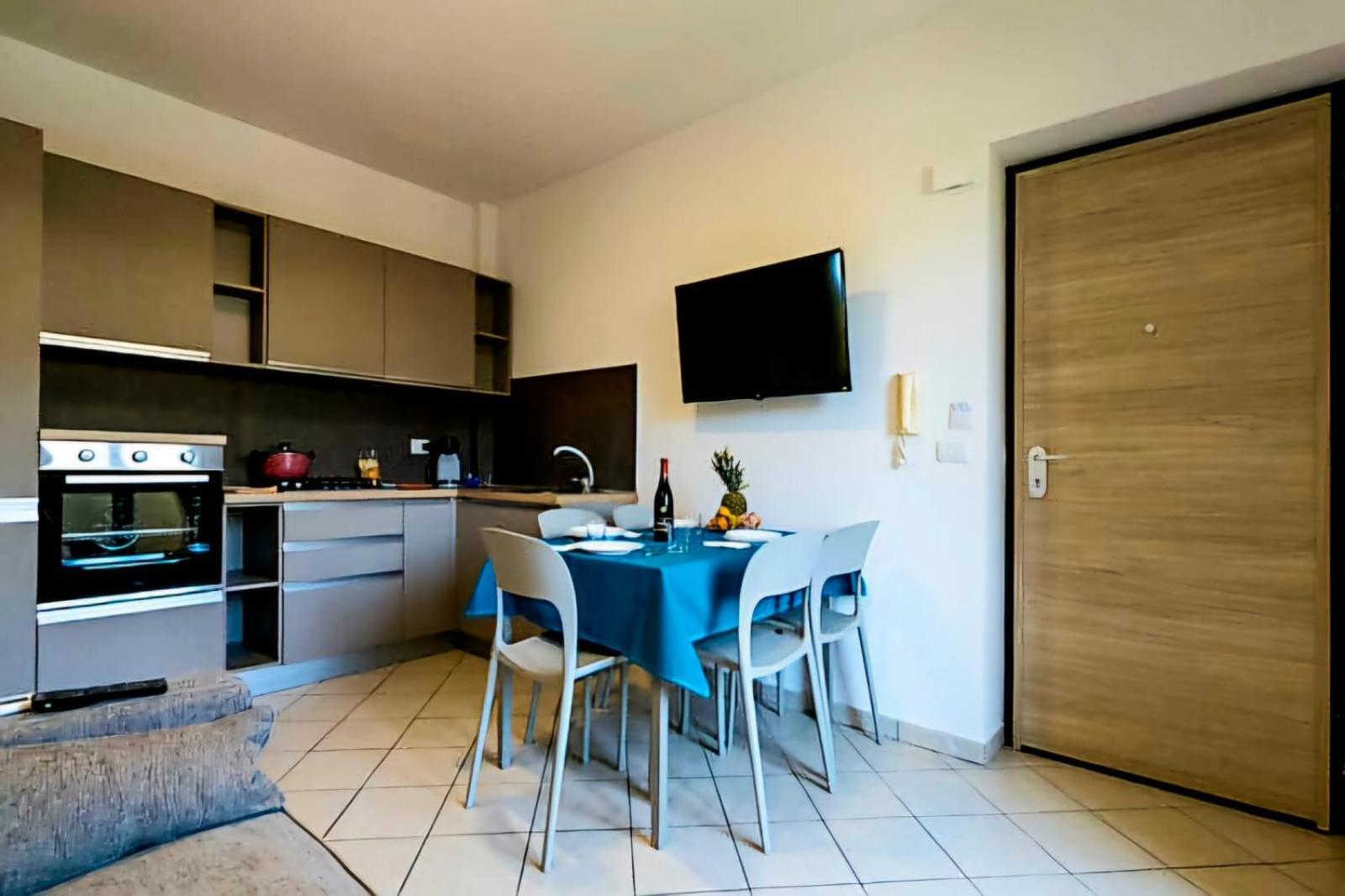 Magico Apartments - 450M Dalla Spiaggia 카포오를란도 외부 사진