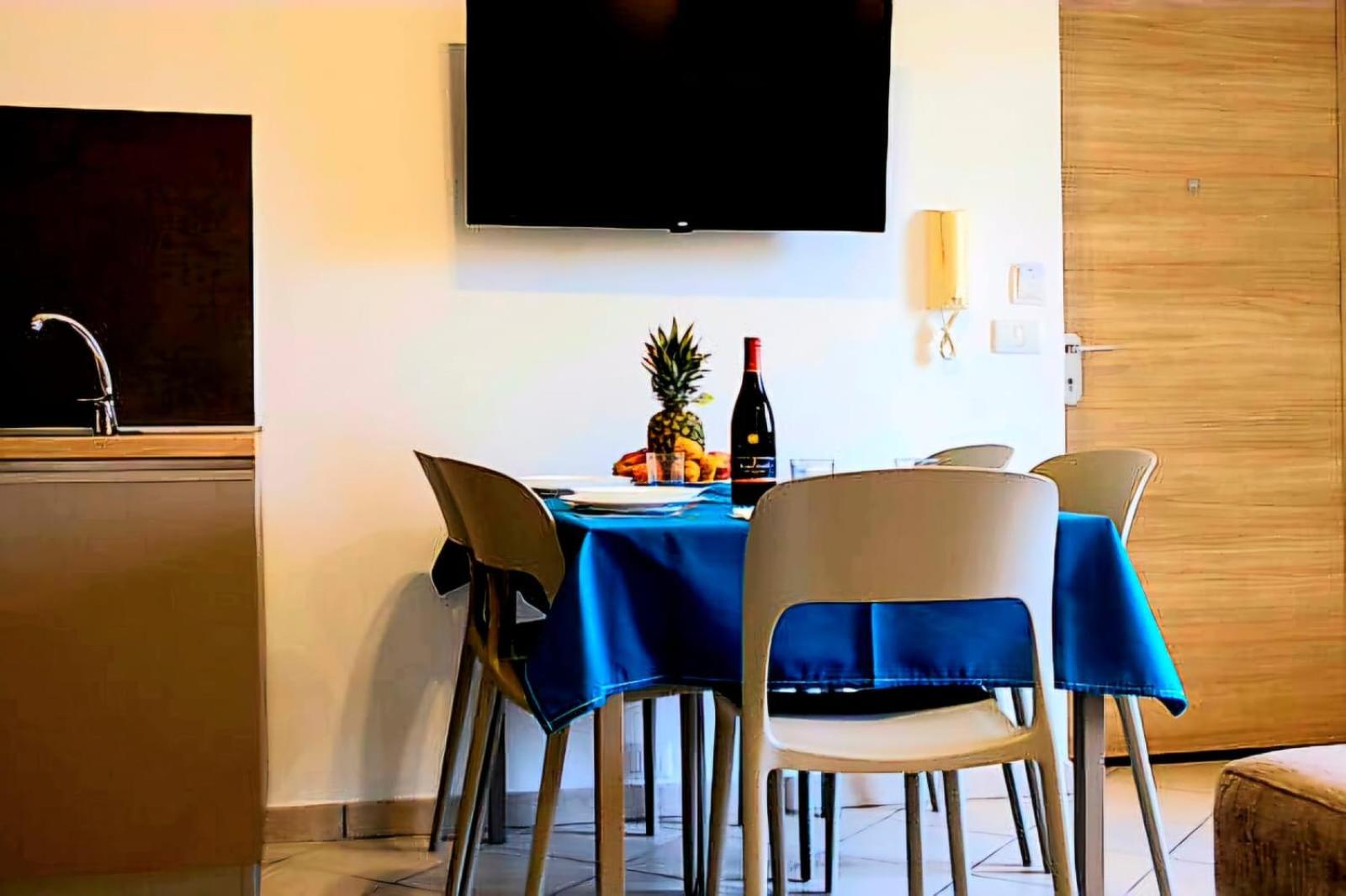 Magico Apartments - 450M Dalla Spiaggia 카포오를란도 외부 사진